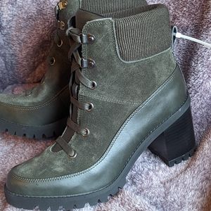 GREEN ugg boots